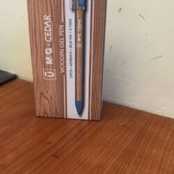 PENNA WOODEN  GEL PEN  CEDAR 0.7MM M&G AGPB0472